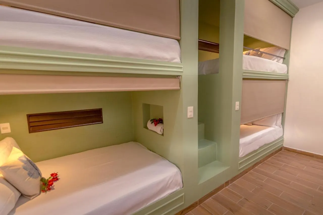 Azcapri Villa Boutique & Spa Cancún Apartahotel