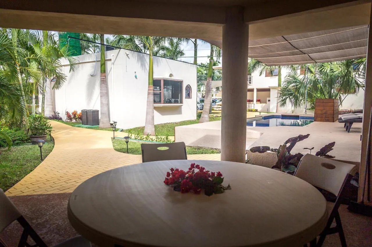 Azcapri Villa Boutique & Spa Cancún 0*,