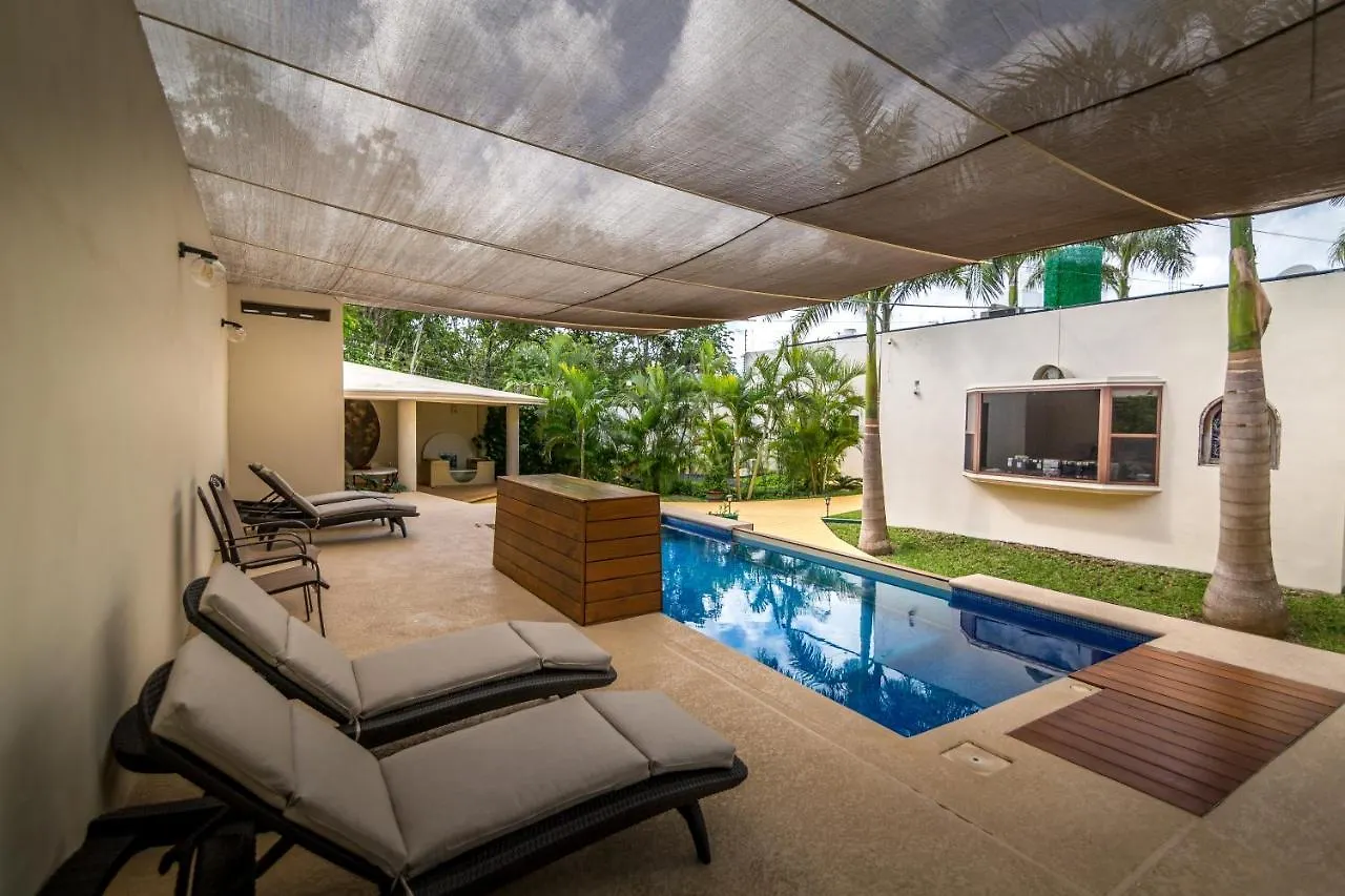 Azcapri Villa Boutique & Spa Cancún 0*,